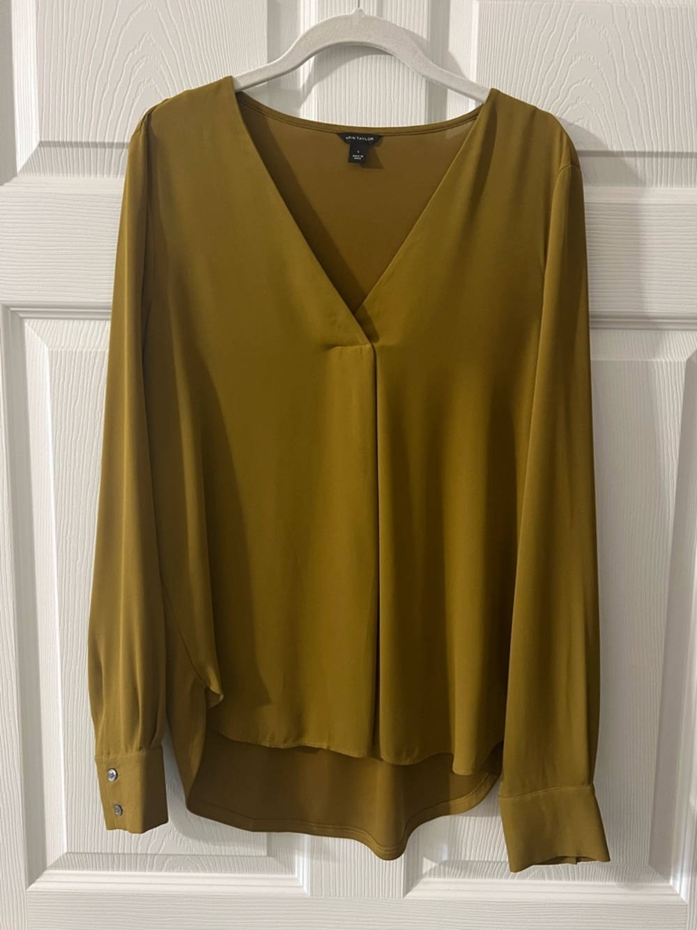 Ann Taylor Long Sleeve Blouse
